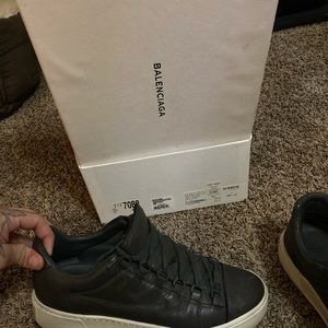 Balenciaga shoes size 8